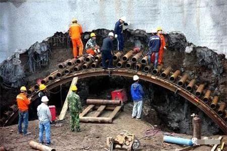 韶关隧道钢花管支护案例